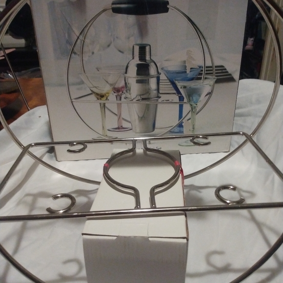 Radius Martini Set with Caddy - Picture 3 of 5